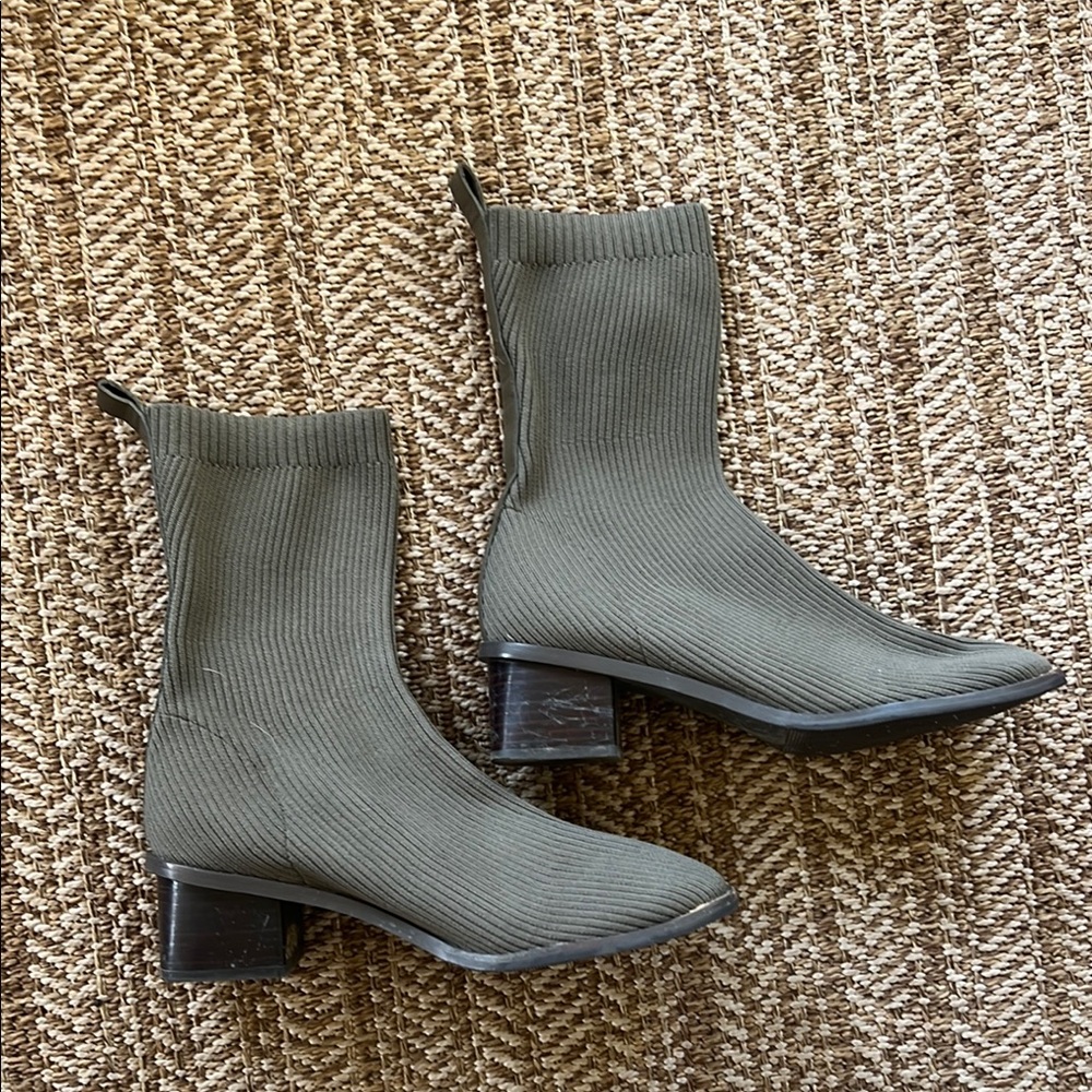 Everlane Olive Green Ankle Boots